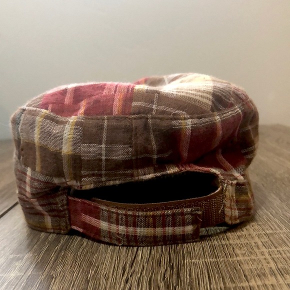 Plaid hat, only worn twice! 100% cotton. - Picture 3 of 4